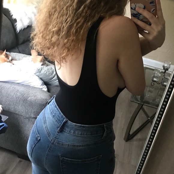 “Jayla” Low Back Bodysuit// Black - Picture 2 of 3